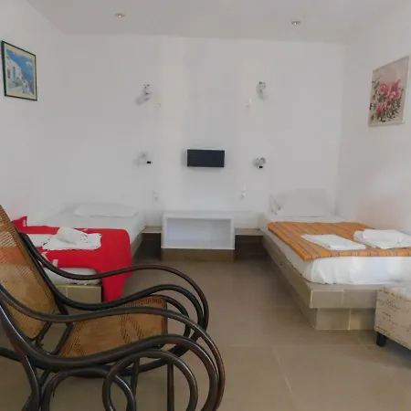 Sea Side Hotel Perivolos (Santorini)