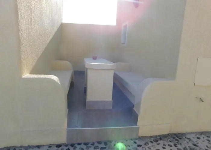 Hotel Sea Side Perivolos (Santorini)