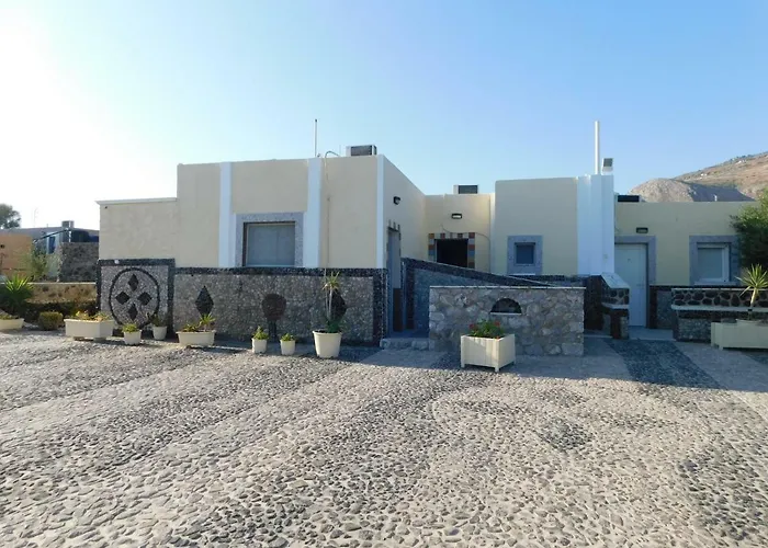 Sea Side Hotel Perivolos (Santorini)