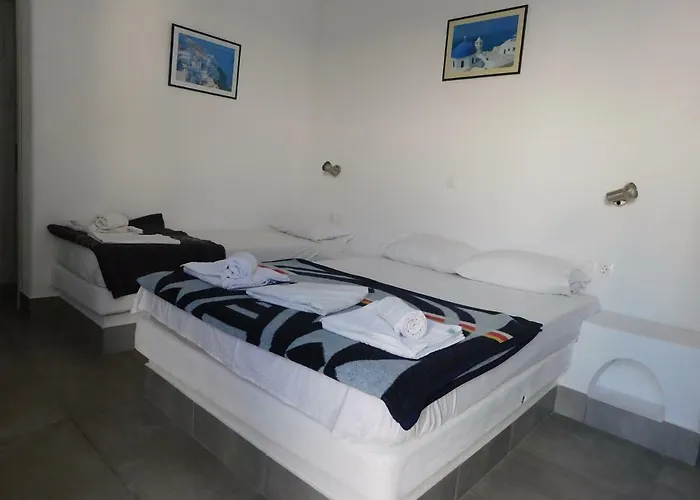 Sea Side Perivolos (Santorini)