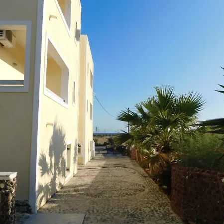 Sea Side 2* Perivolos (Santorini)