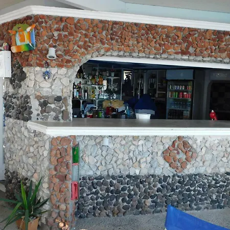 Hotell Sea Side Perivolos (Santorini)