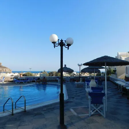 Sea Side 2* Perivolos (Santorini)