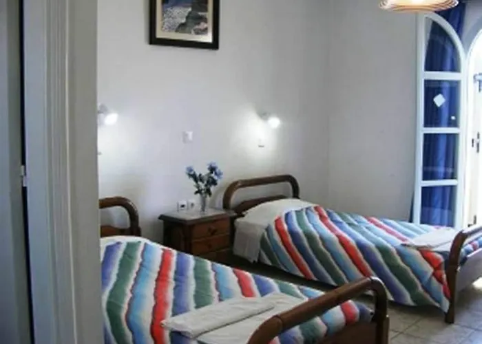 Sea Side 2* Perivolos (Santorini)